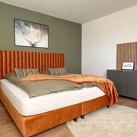 Sonnengrün - Premium Seekirchen, Balkon * Seekirchen am Wallersee
